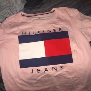 Tommy Hilfiger T shirt